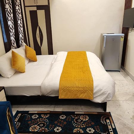 Sun Moon Residency And Apartments, Hotels In Rohini Delhi  Extérieur photo